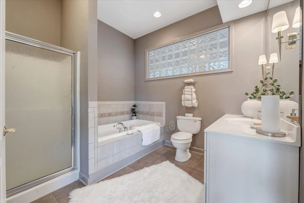389 Blue Lake RD - Photo 46