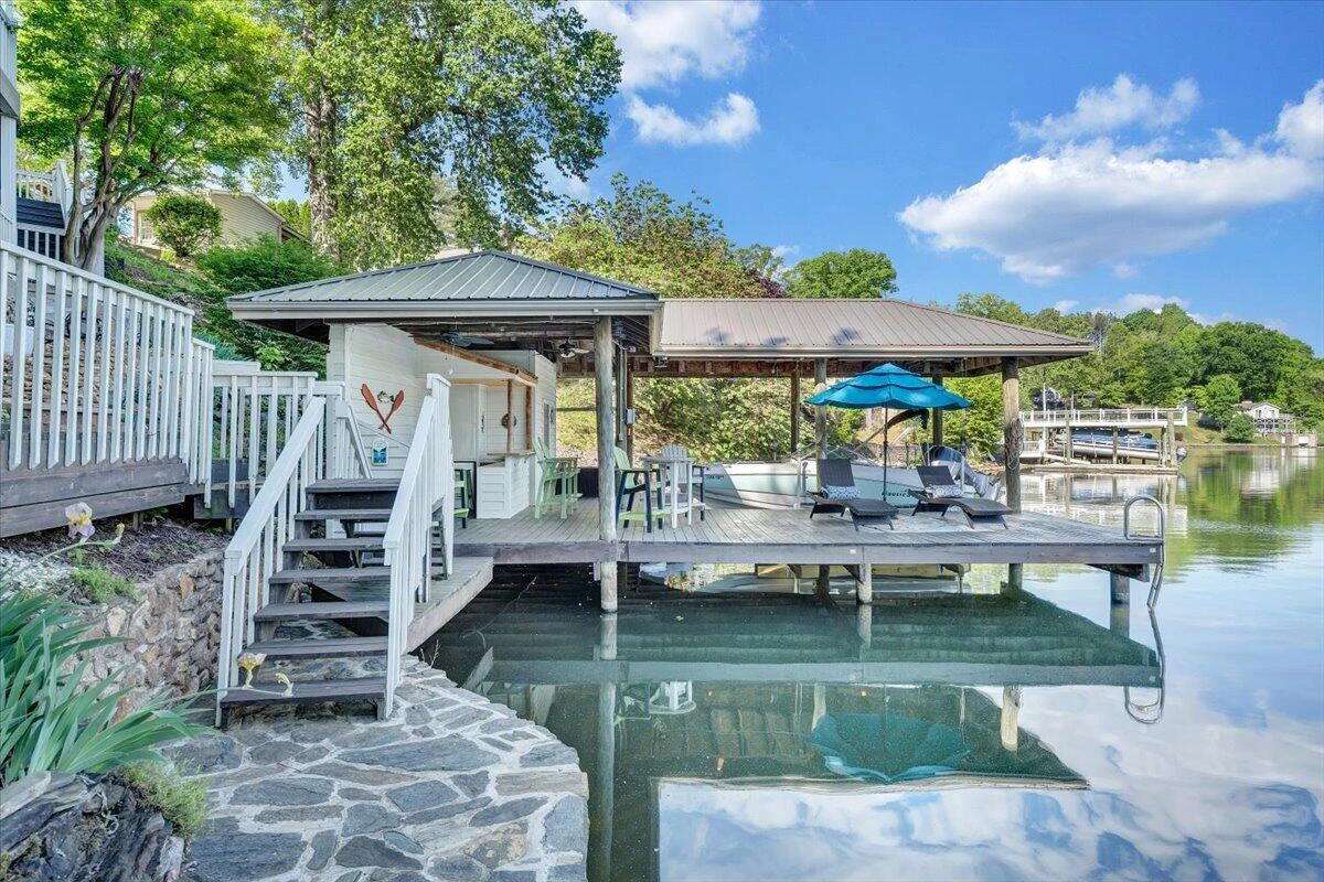 389 Blue Lake RD - Photo 78