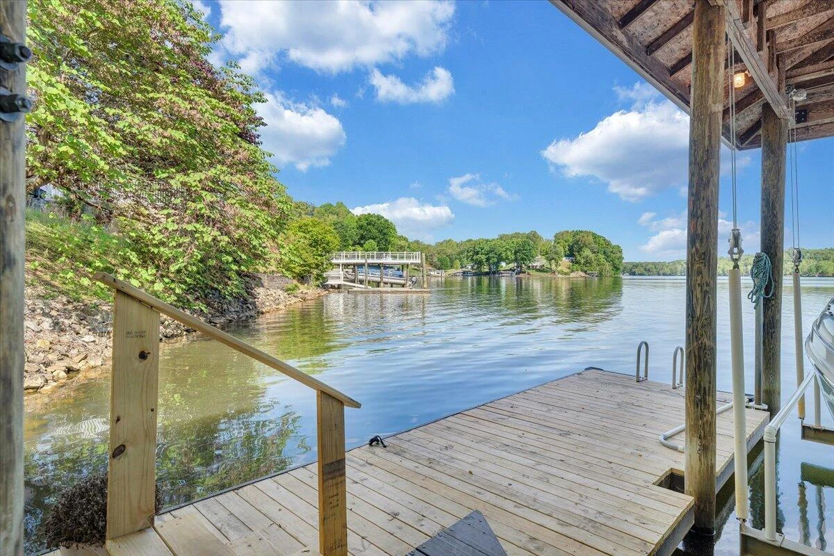 389 Blue Lake RD - Photo 82