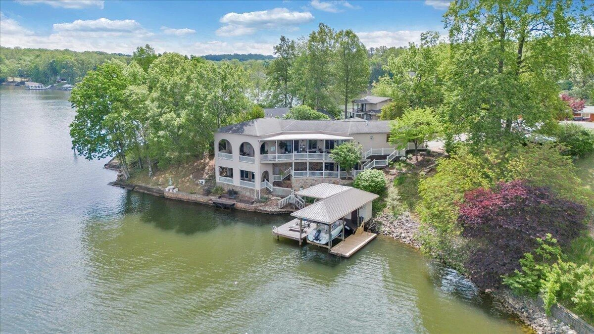 389 Blue Lake RD - Photo 12