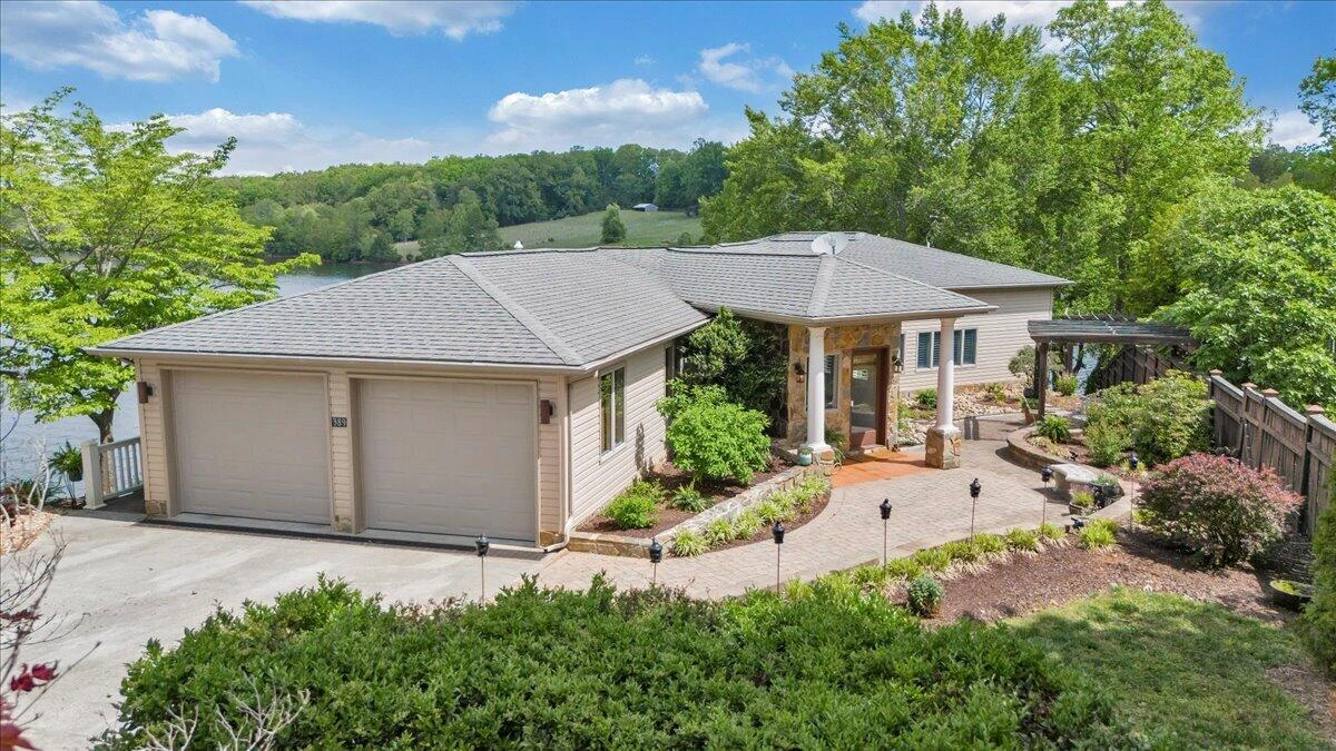 389 Blue Lake RD - Photo 13