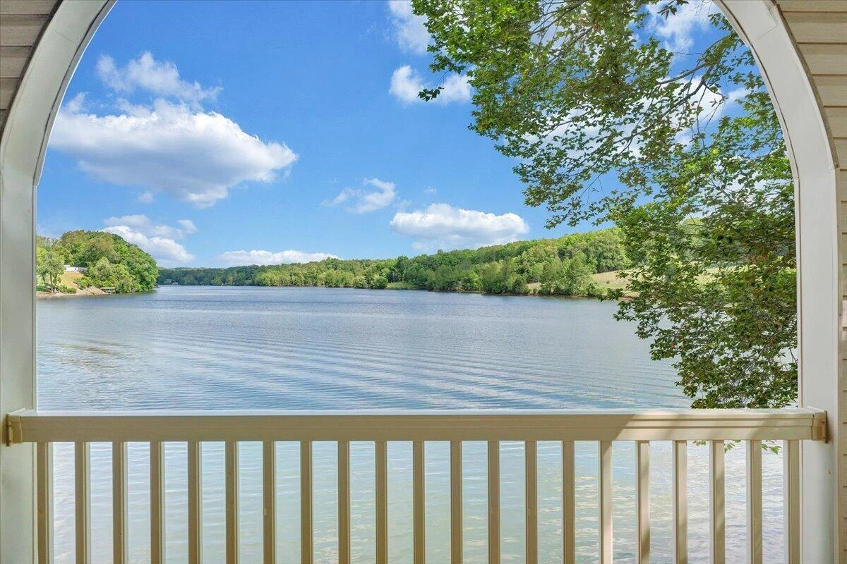 389 Blue Lake RD - Photo 98