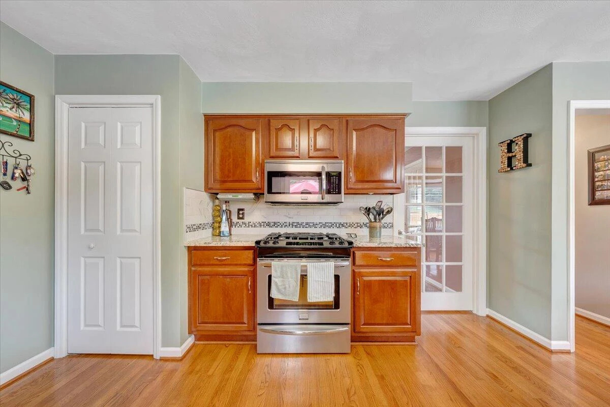 547 Highland  DR - Photo 23