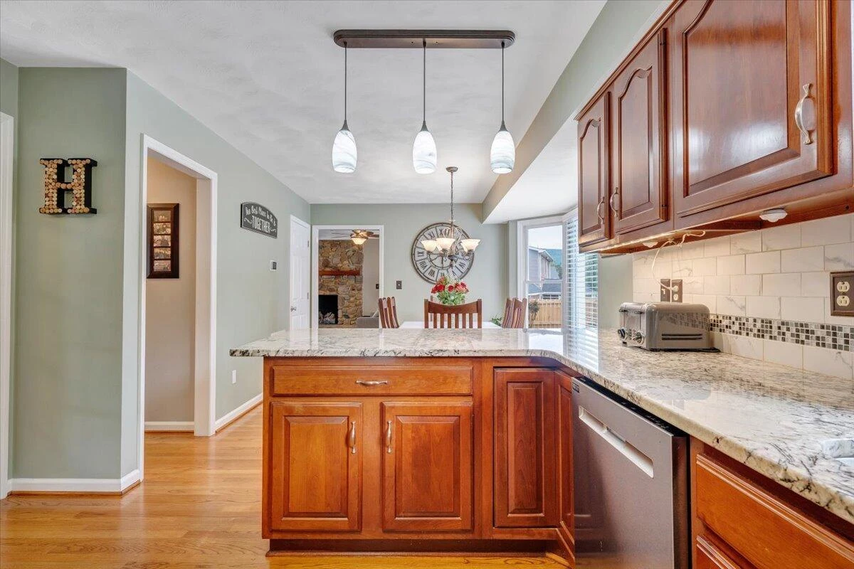 547 Highland  DR - Photo 25