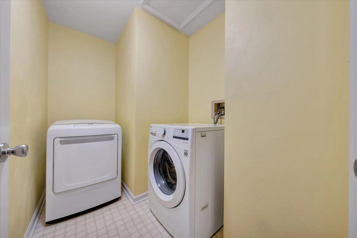 547 Highland  DR - Photo 34