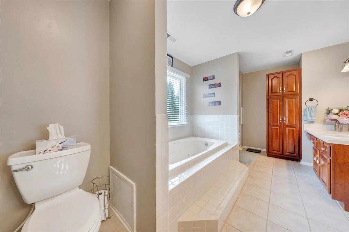 547 Highland  DR - Photo 43