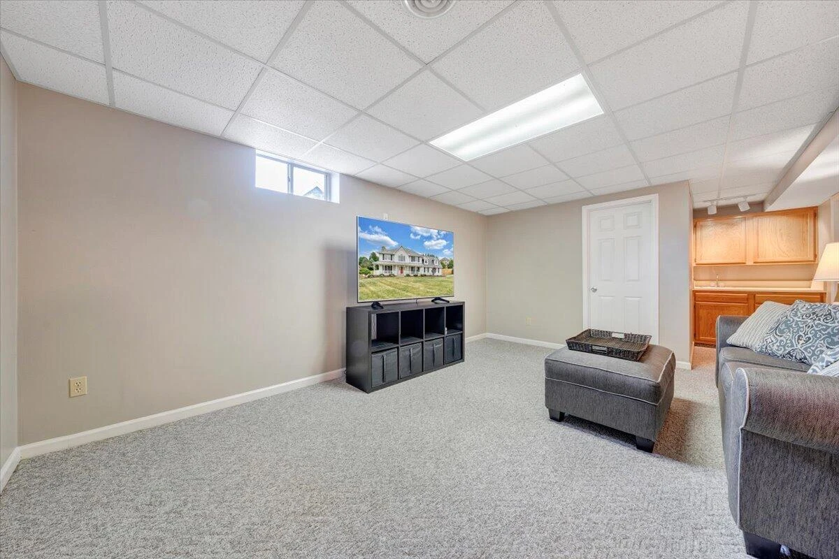 547 Highland  DR - Photo 46