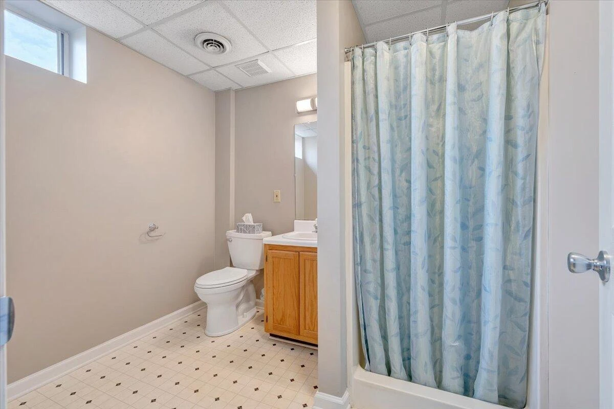 547 Highland  DR - Photo 49