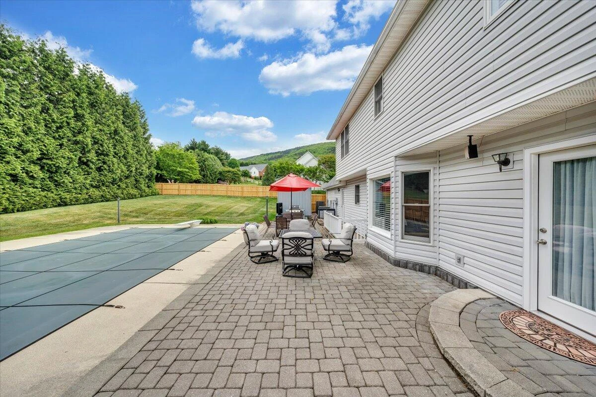 547 Highland  DR - Photo 57