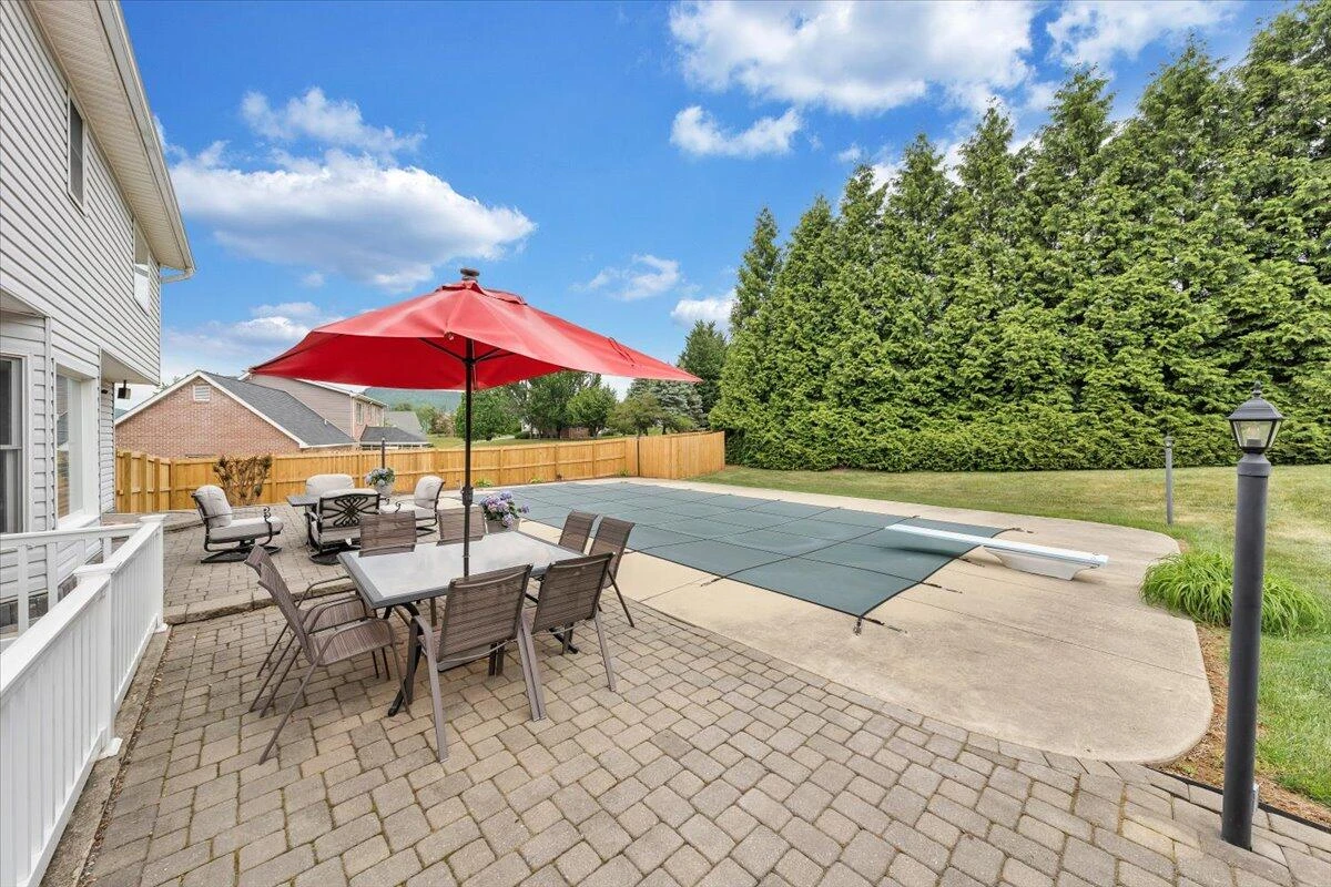 547 Highland  DR - Photo 58