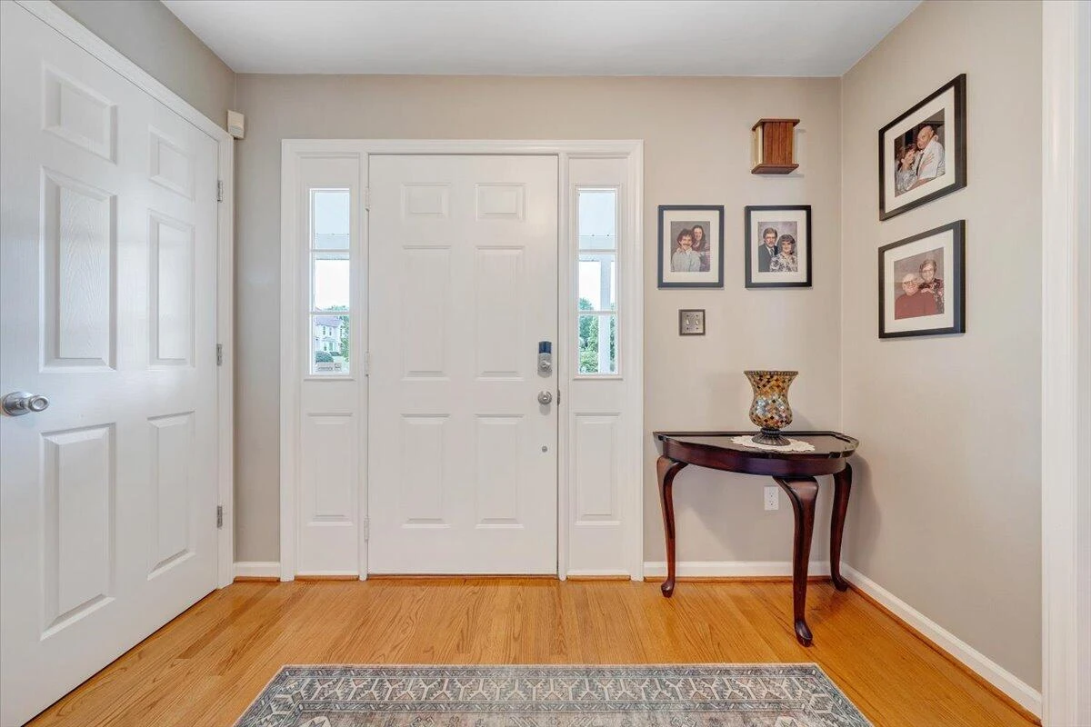547 Highland  DR - Photo 7