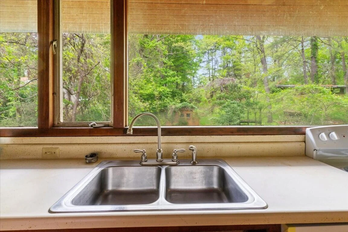 1817 English Forest RD - Photo 18