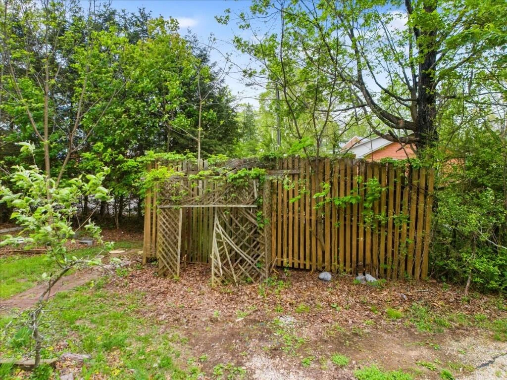 1817 English Forest RD - Photo 35