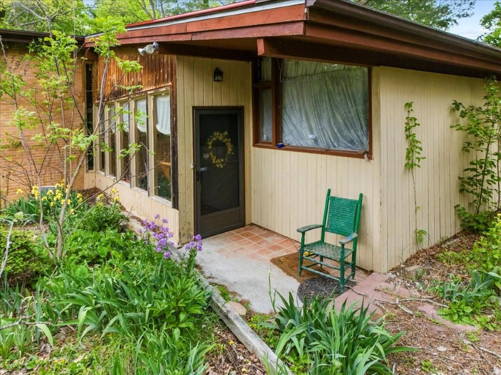 1817 English Forest RD - Photo 5