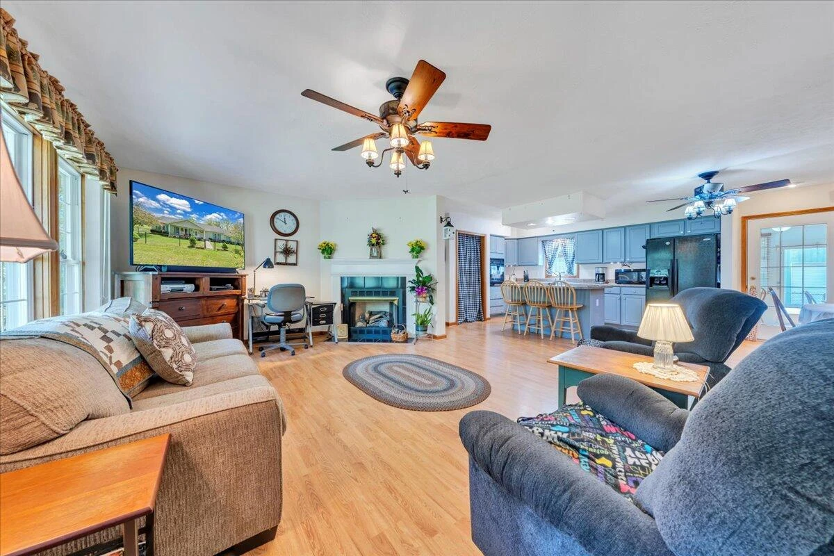 4724 Muddy Fork RD - Photo 9
