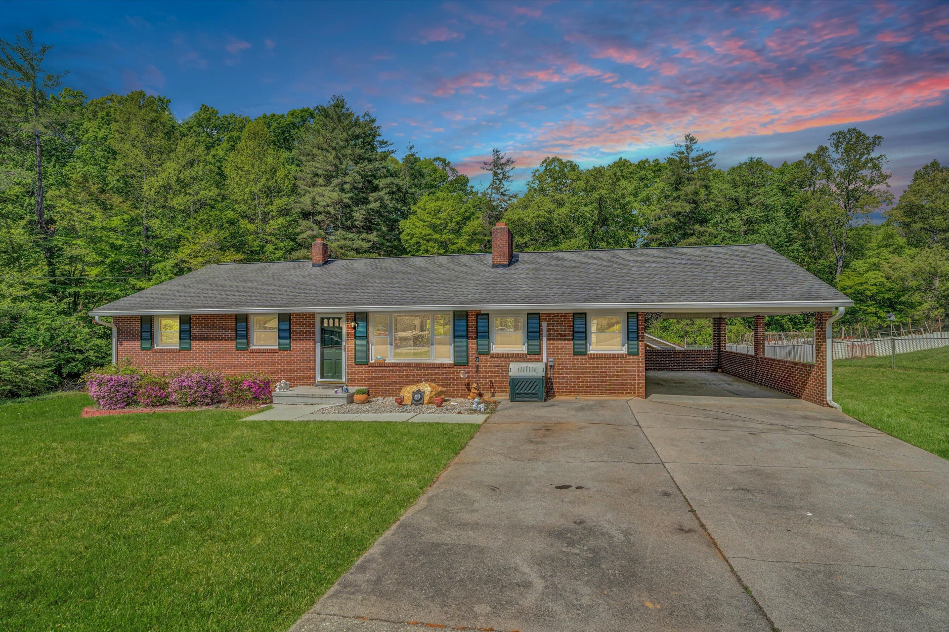 150 Woodland DR
