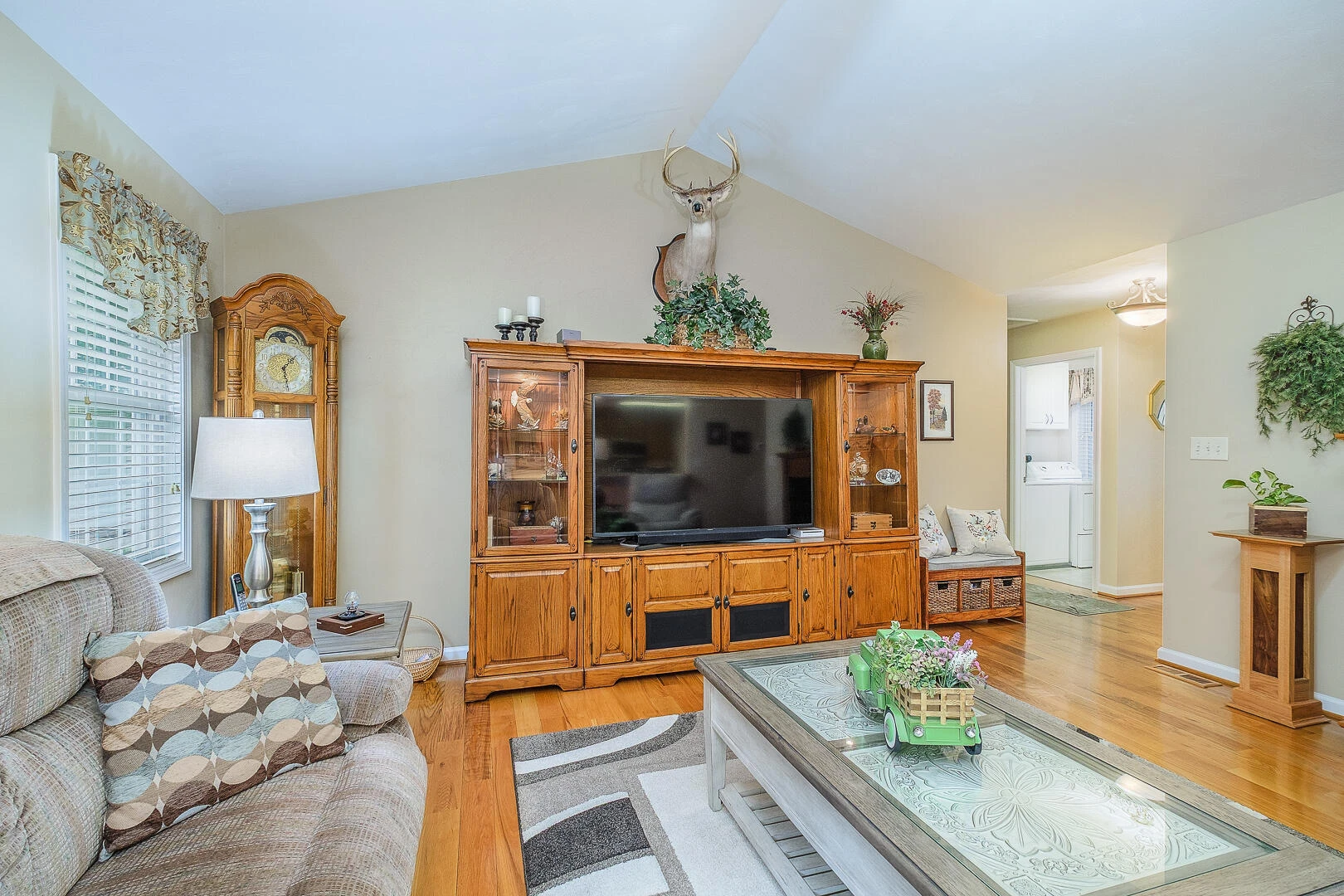 151 Andrew DR - Photo 13