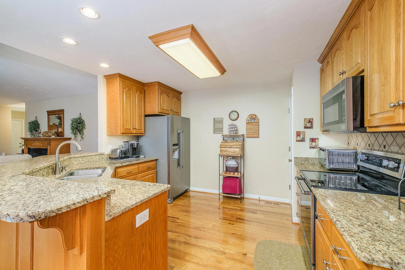 151 Andrew DR - Photo 18