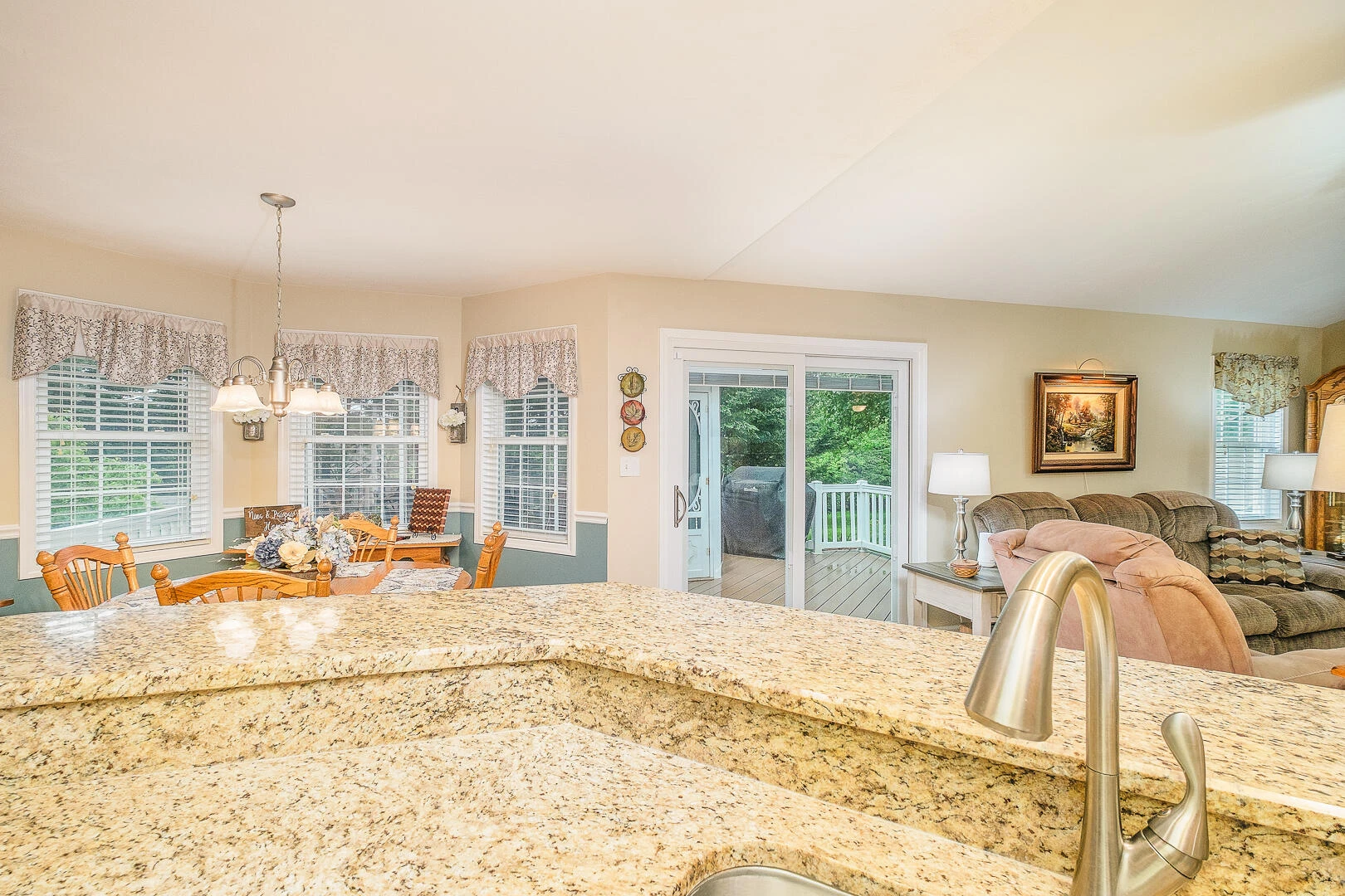 151 Andrew DR - Photo 21