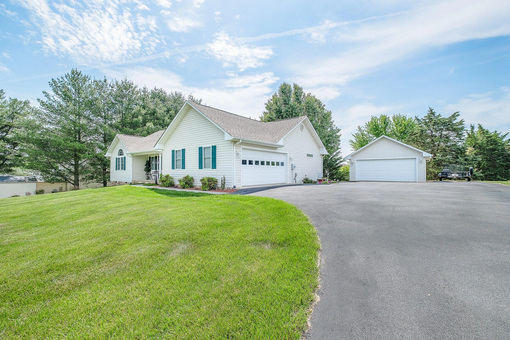151 Andrew DR - Photo 46