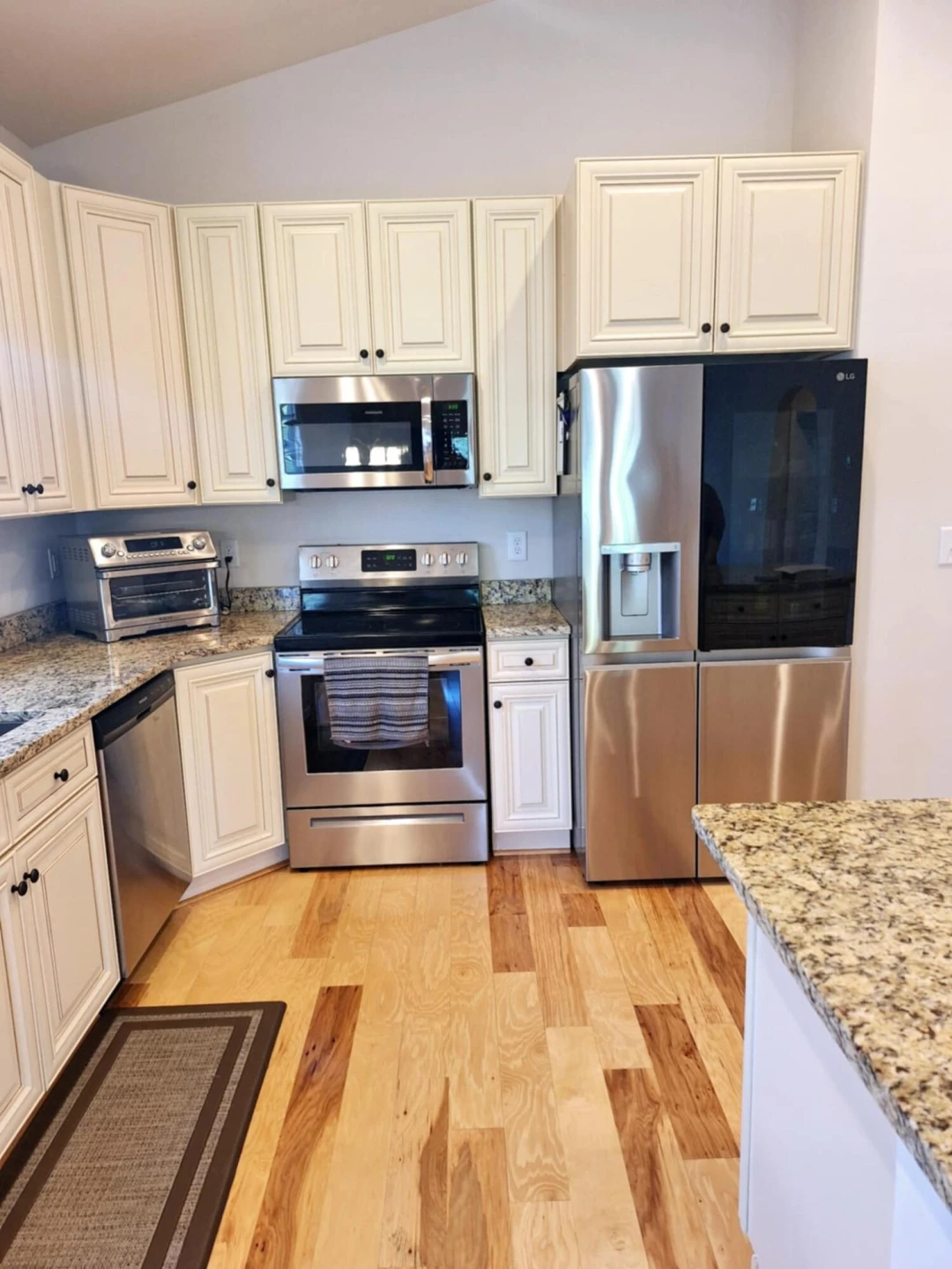 1355 Swansea CT - Photo 15