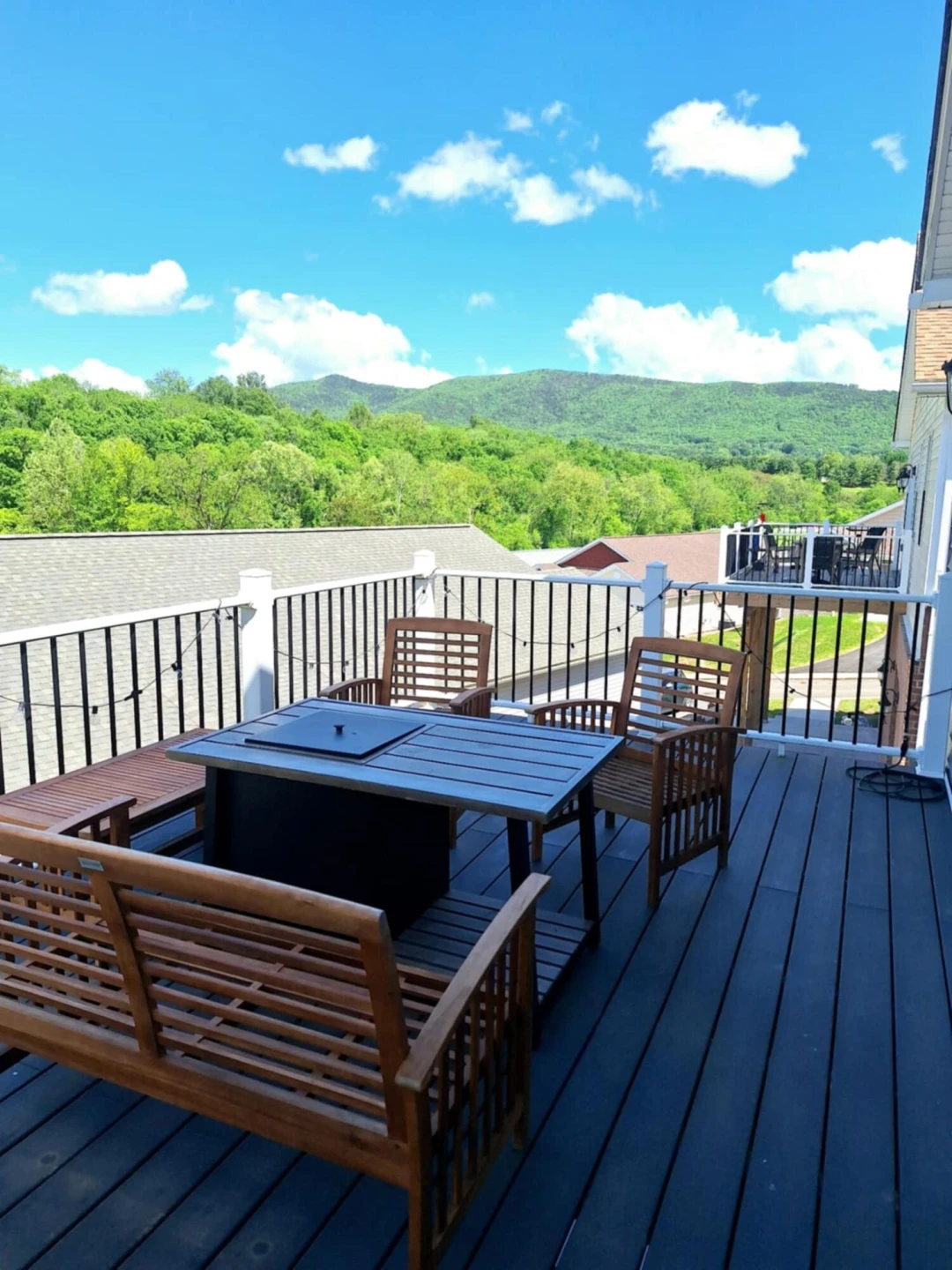 1355 Swansea CT - Photo 6