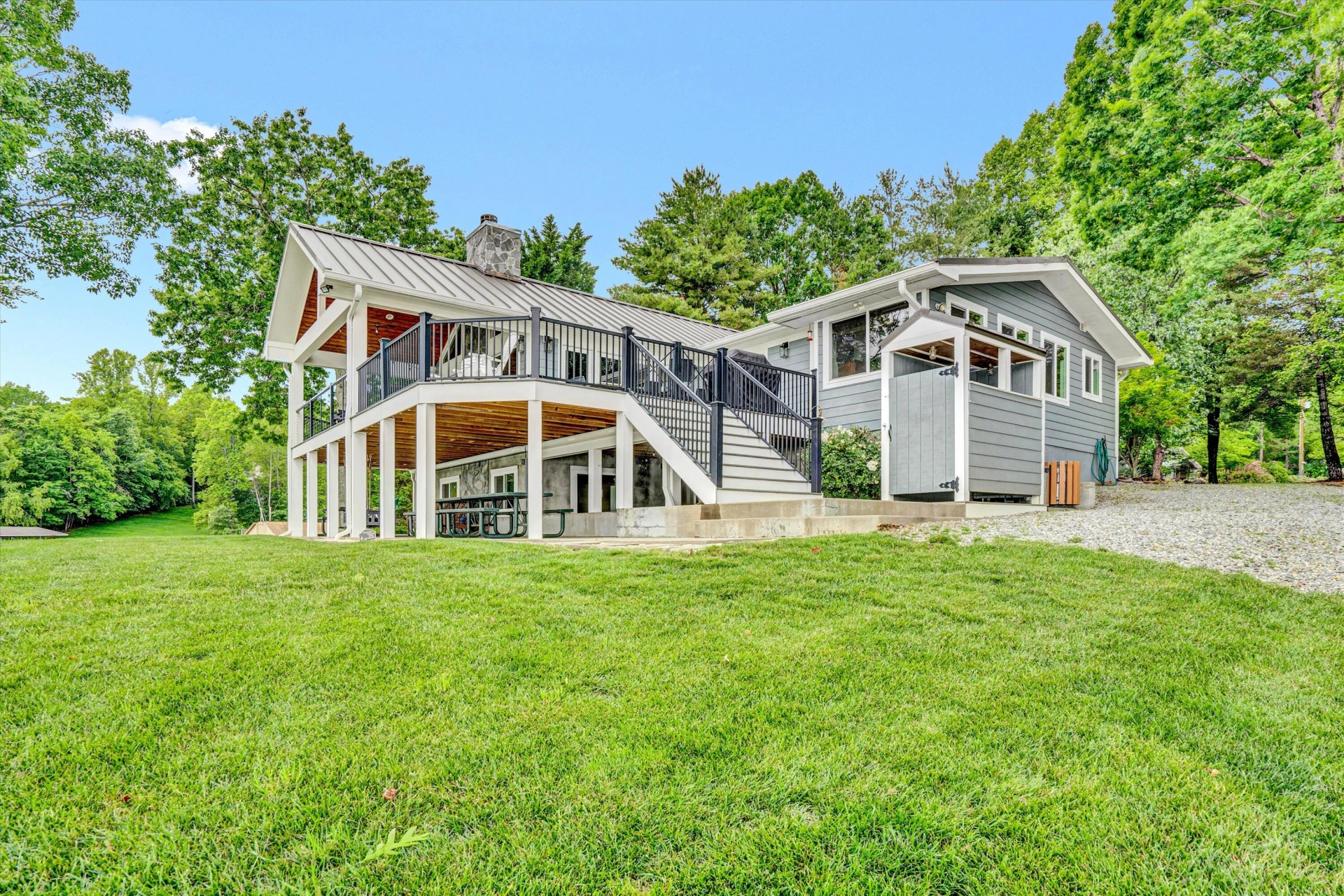 511 Autumn AVE - Photo 6