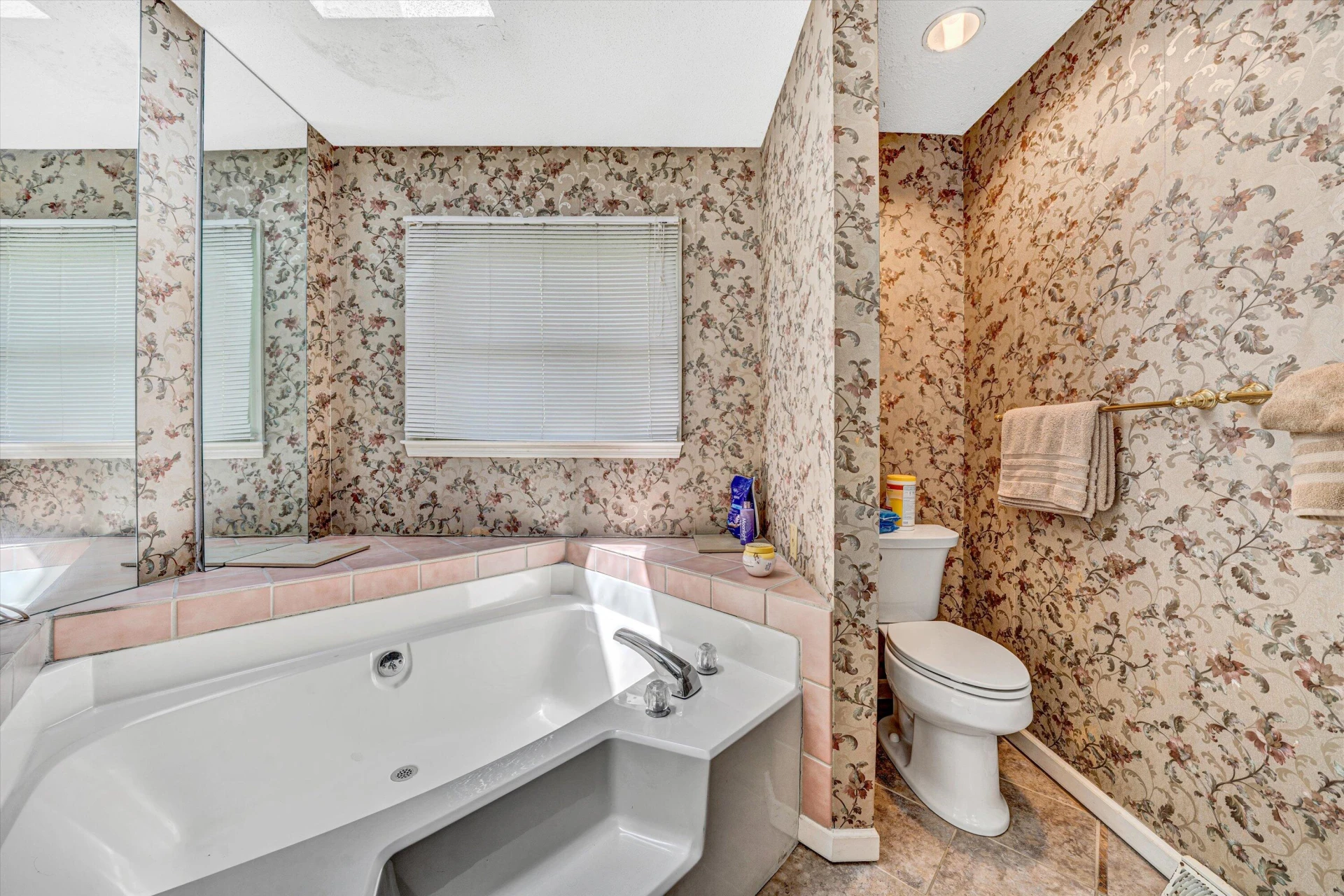 126 Turner Ashby CT - Photo 12