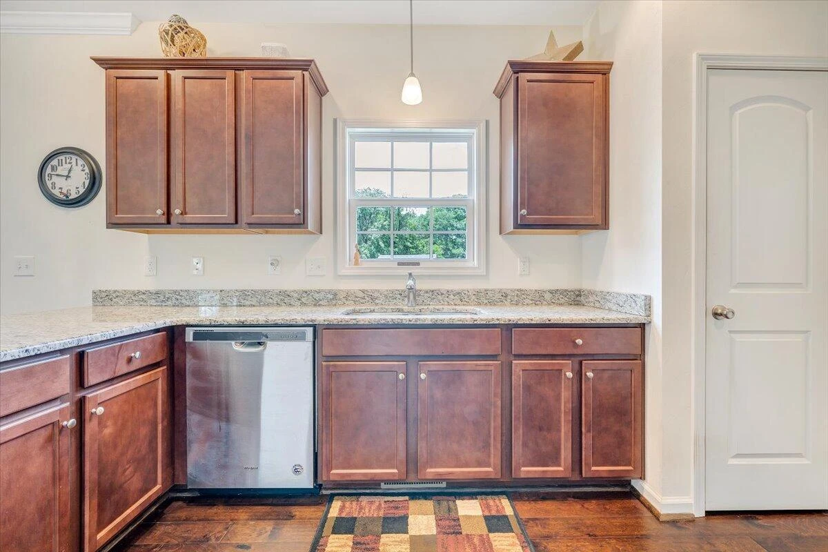 8327 Leighburn DR - Photo 16