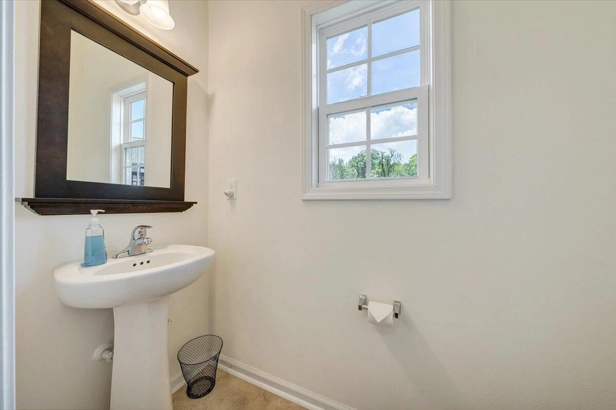 8327 Leighburn DR - Photo 19
