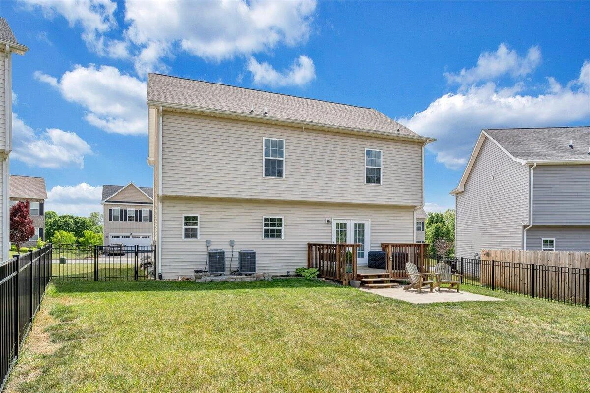 8327 Leighburn DR - Photo 42