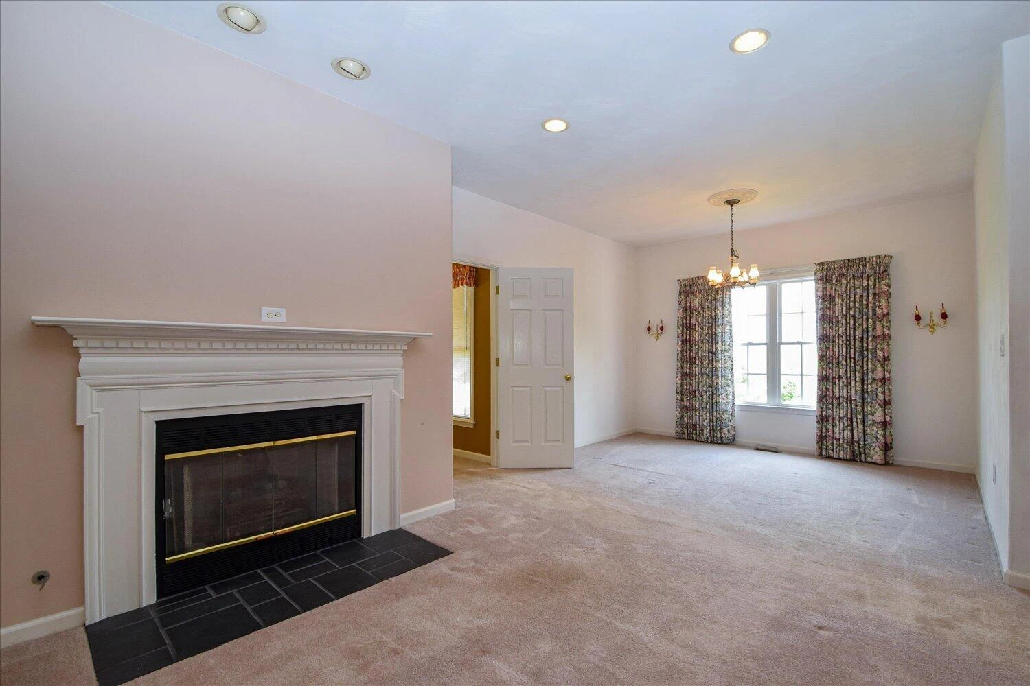 3837 Parkway Place DR - Photo 12