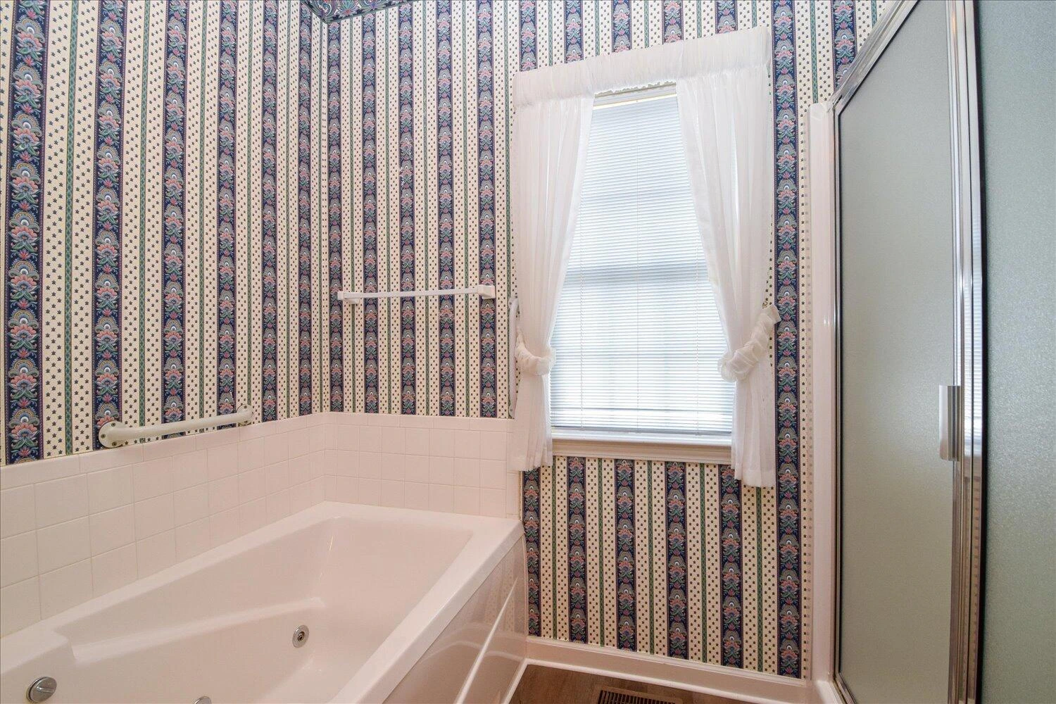 3837 Parkway Place DR - Photo 15