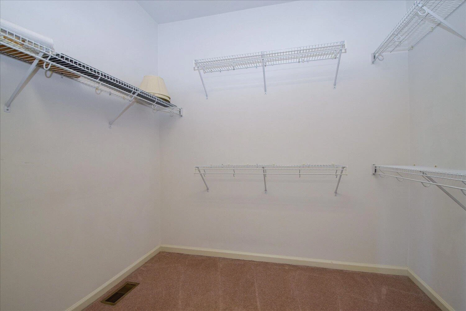 3837 Parkway Place DR - Photo 17