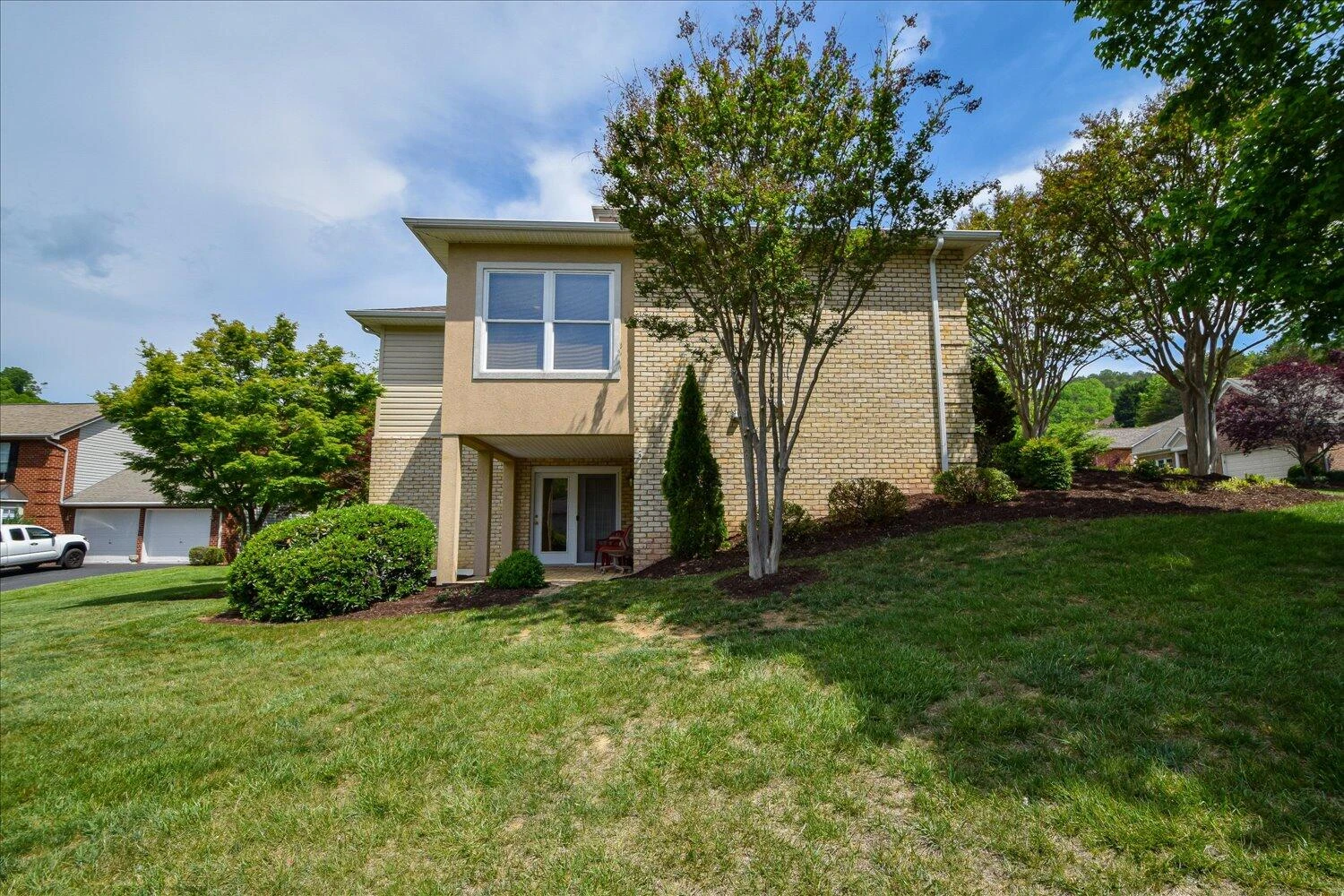3837 Parkway Place DR - Photo 33