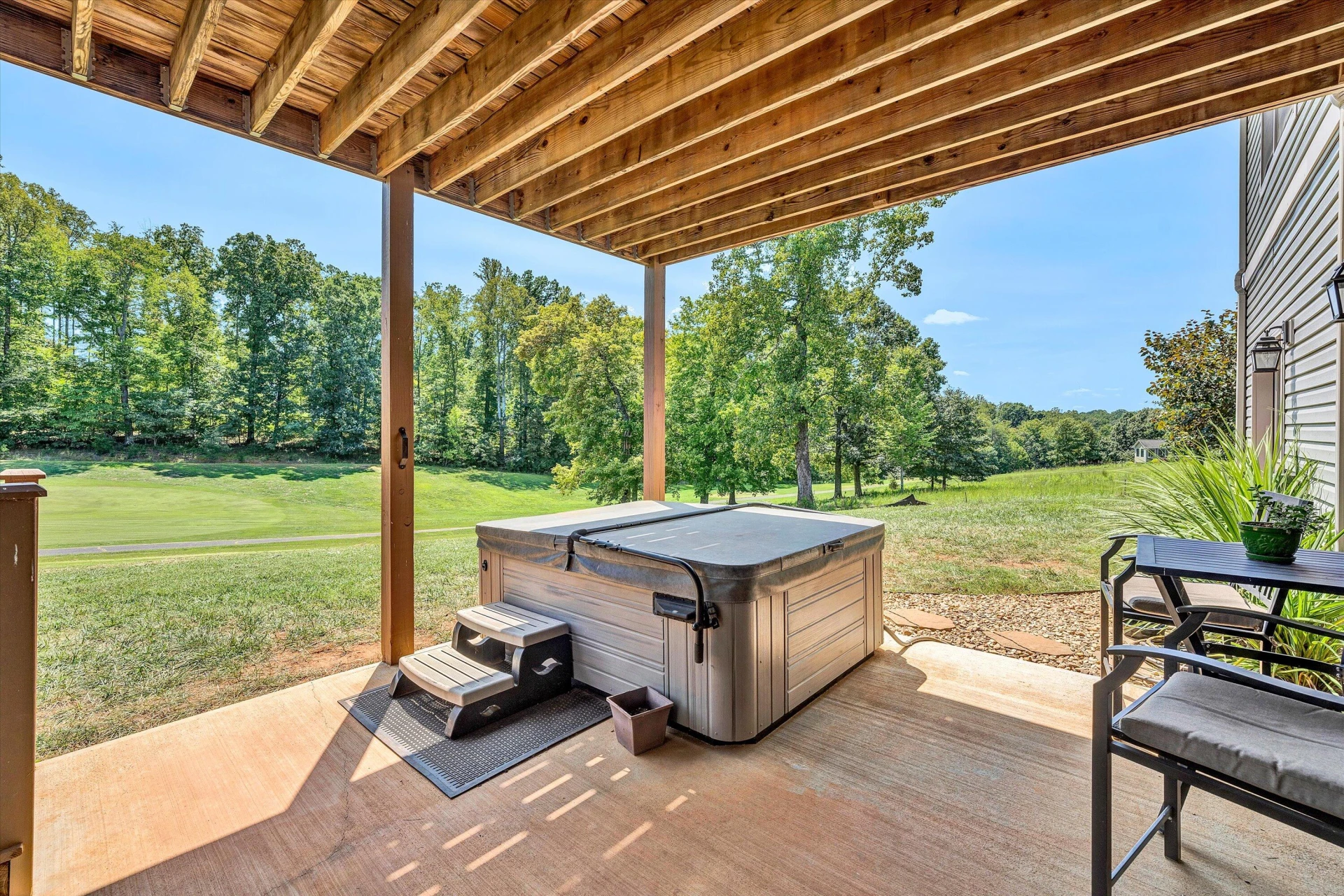215 Bermuda DR - Photo 49