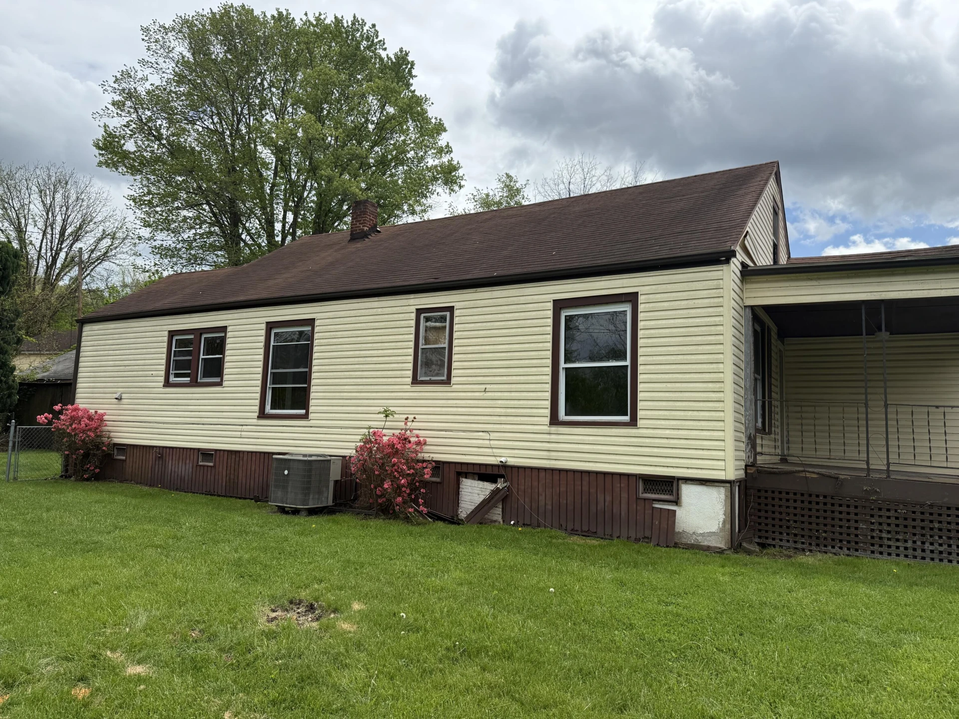 2807 Carpenter DR - Photo 4