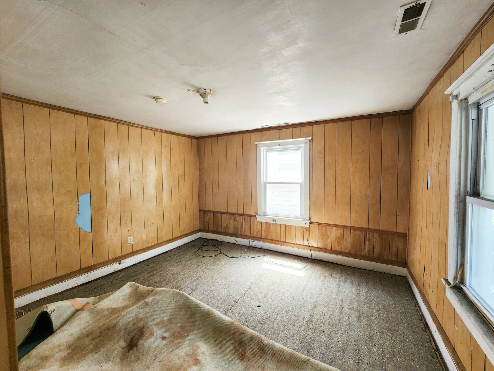 411 alleghany AVE - Photo 4