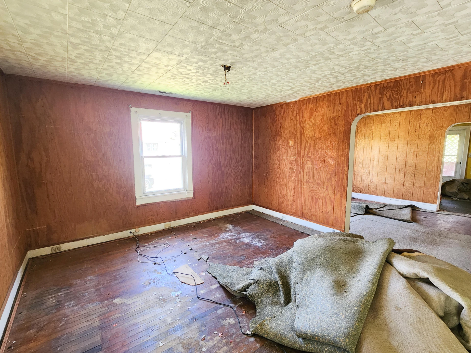 411 alleghany AVE - Photo 5