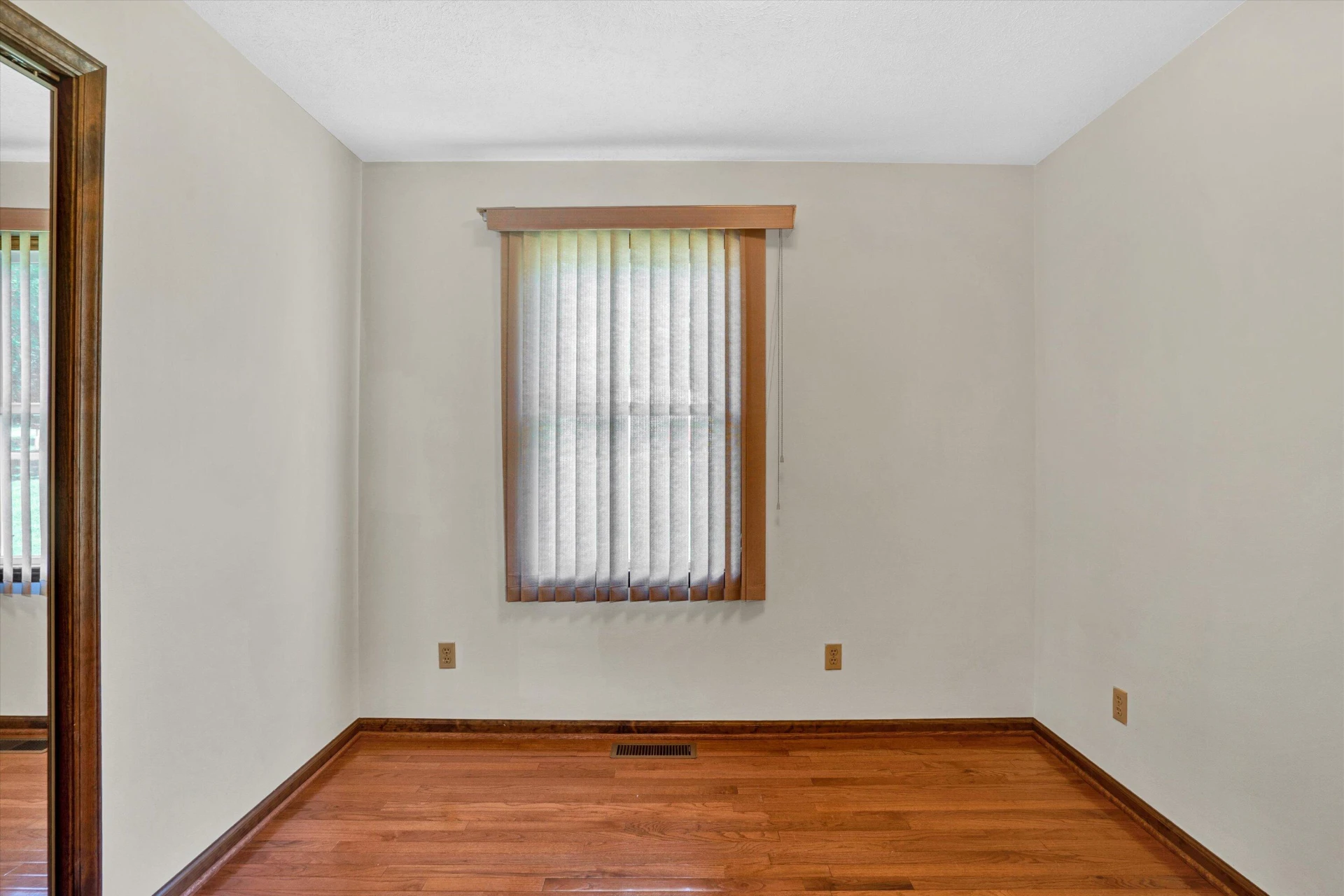 190 Dalewood LN - Photo 14