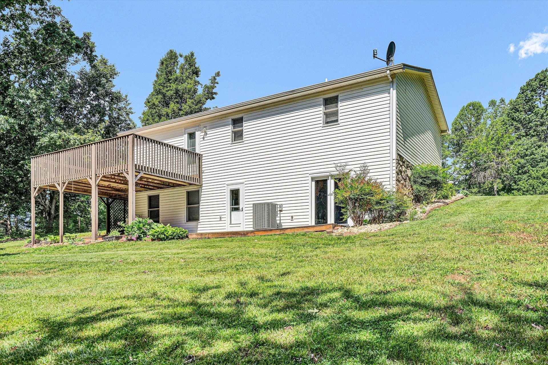 190 Dalewood LN - Photo 2