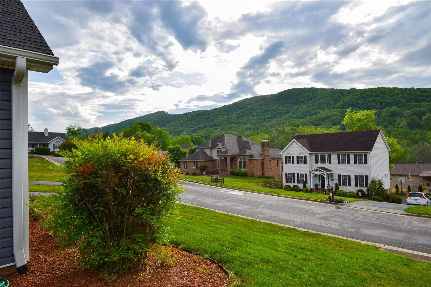 3611 Preakness CT - Photo 32