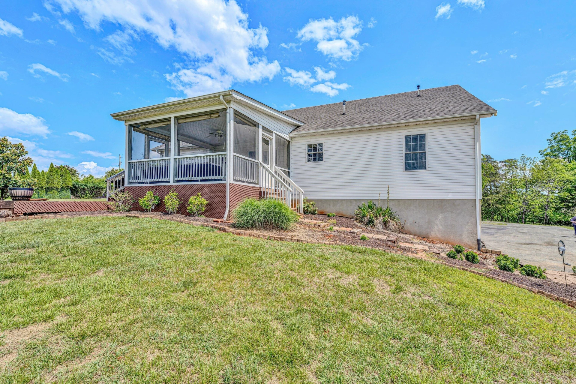 3397 Hales Ford RD - Photo 26