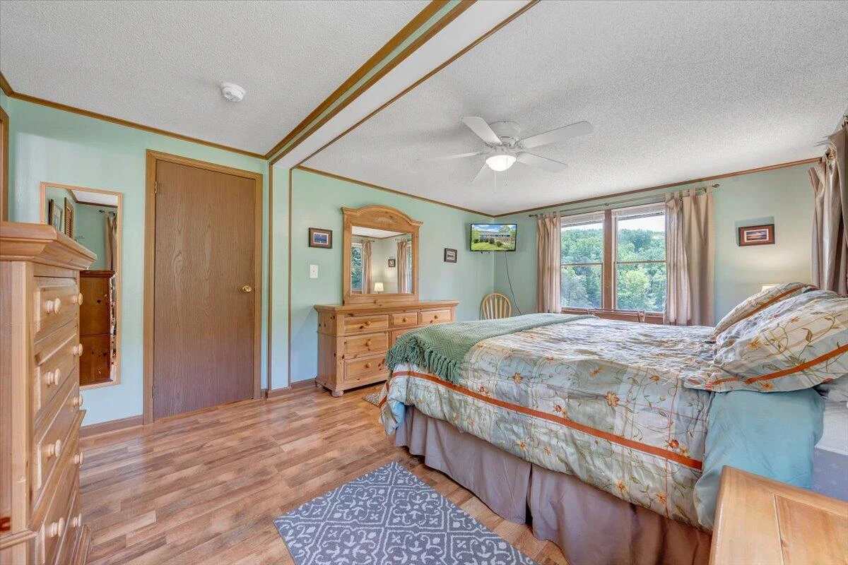 504 WITCHER CREEK LN - Photo 23