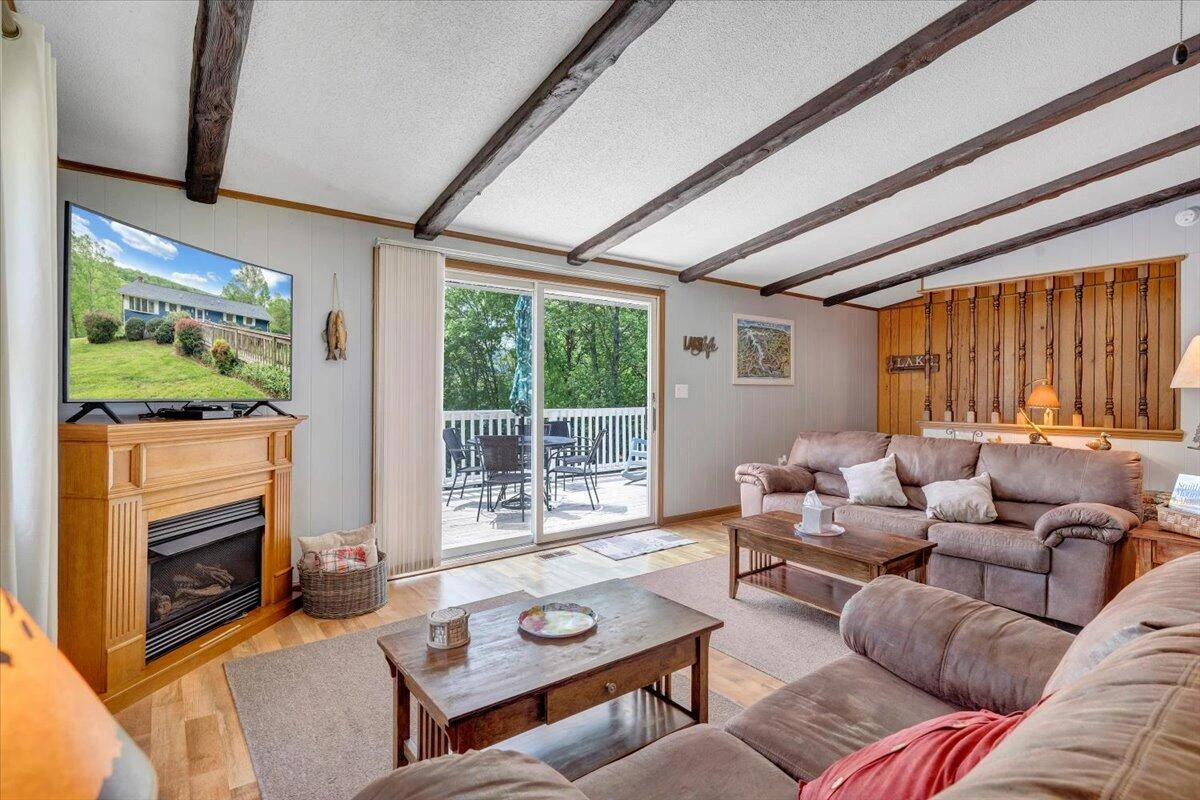 504 WITCHER CREEK LN - Photo 4