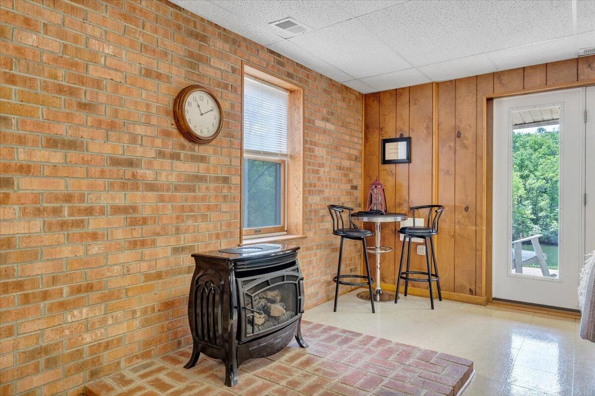 504 WITCHER CREEK LN - Photo 39