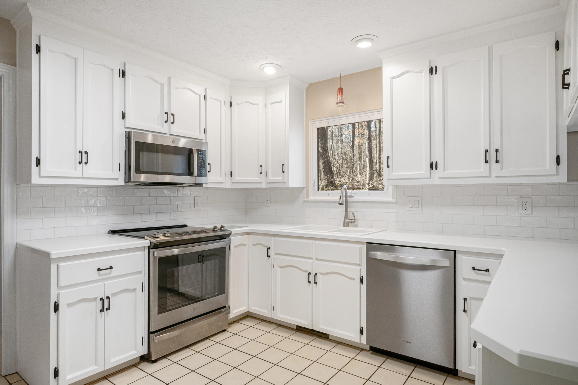 555 Quailwood DR - Photo 15
