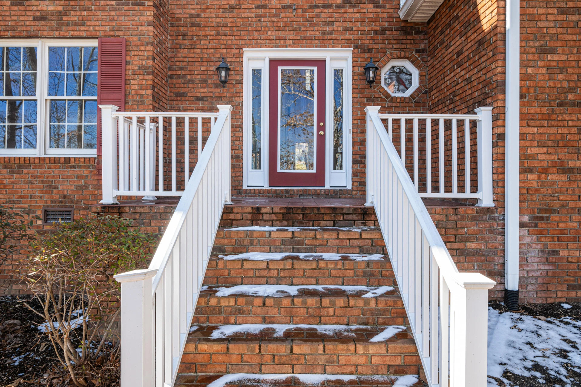555 Quailwood DR - Photo 3