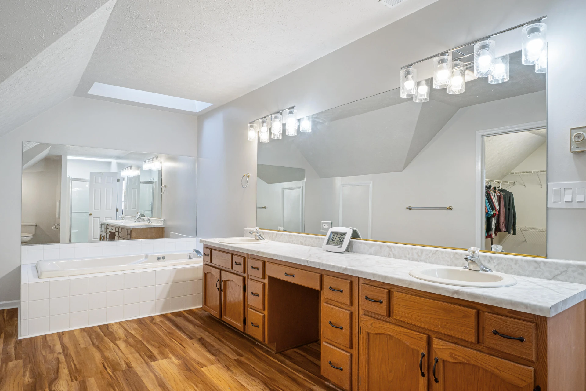 555 Quailwood DR - Photo 26