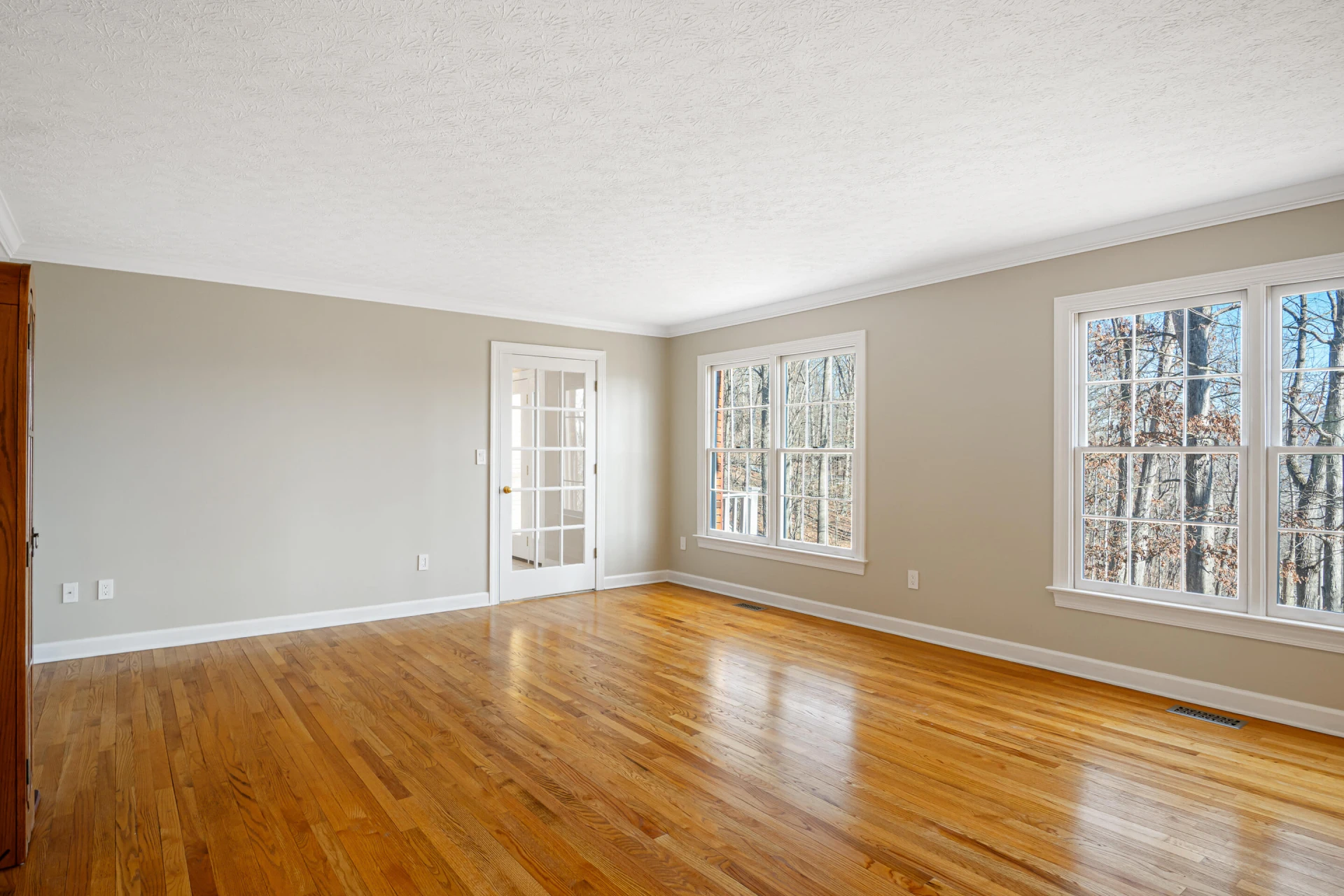 555 Quailwood DR - Photo 9